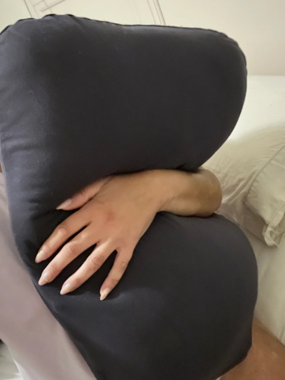 Sleep Crown Pillow - Picture 6 of 9